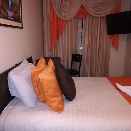 Hotel Bonaventure กีโต ภายนอก รูปภาพ