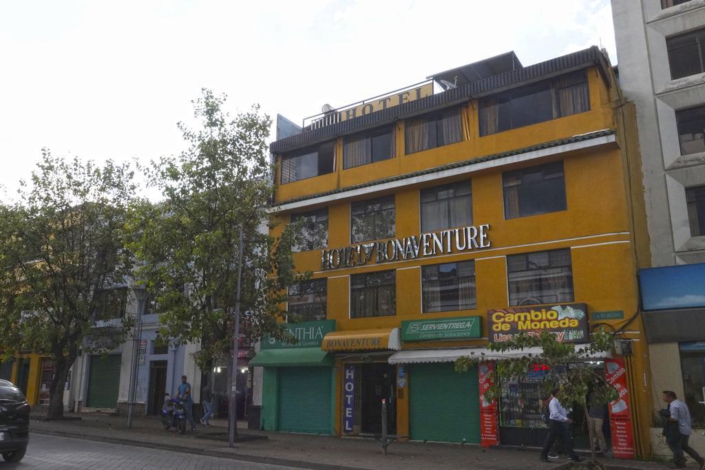 Hotel Bonaventure กีโต ภายนอก รูปภาพ